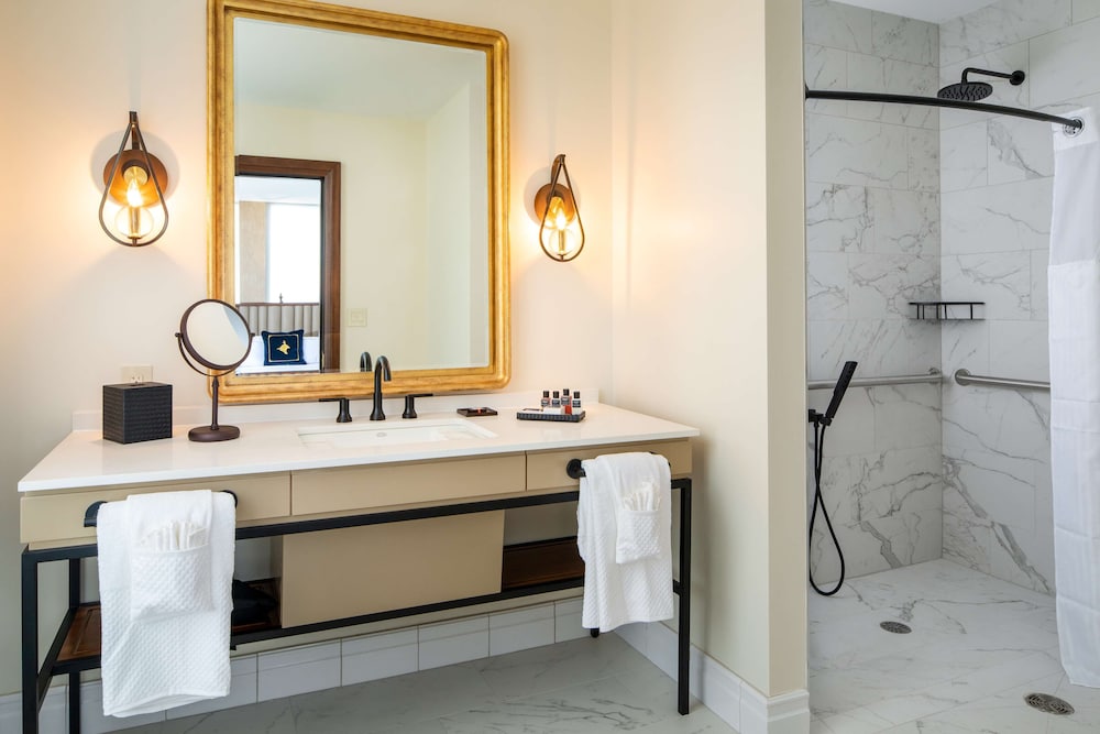 The Peregrine Omaha Downtown Curio Collection by Hilton - photo 48