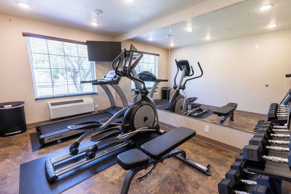 Cobblestone Inn & Suites Winters - photo 54