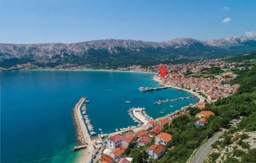 1 Bedroom Cozy Apartment In Baska — 4-Star Luxury Hotel in Baska, Croatia