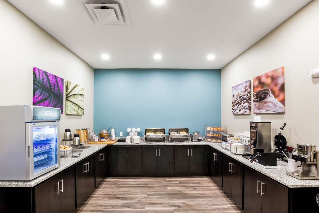 MainStay Suites Winfield Teays Valley - photo 31