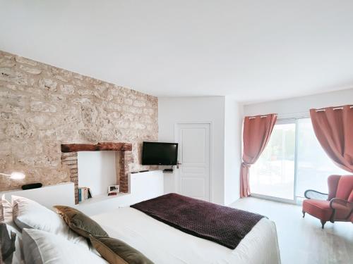 L'Envolée Sauvage - carbon neutral hotel in Unknown City