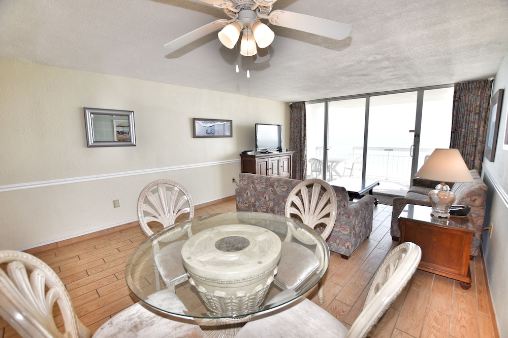 0404 Waters Edge Resort 1 Bedroom Condo by RedAwning - photo 26