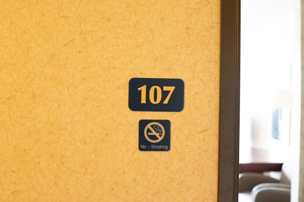 Colfax Inn - photo 34