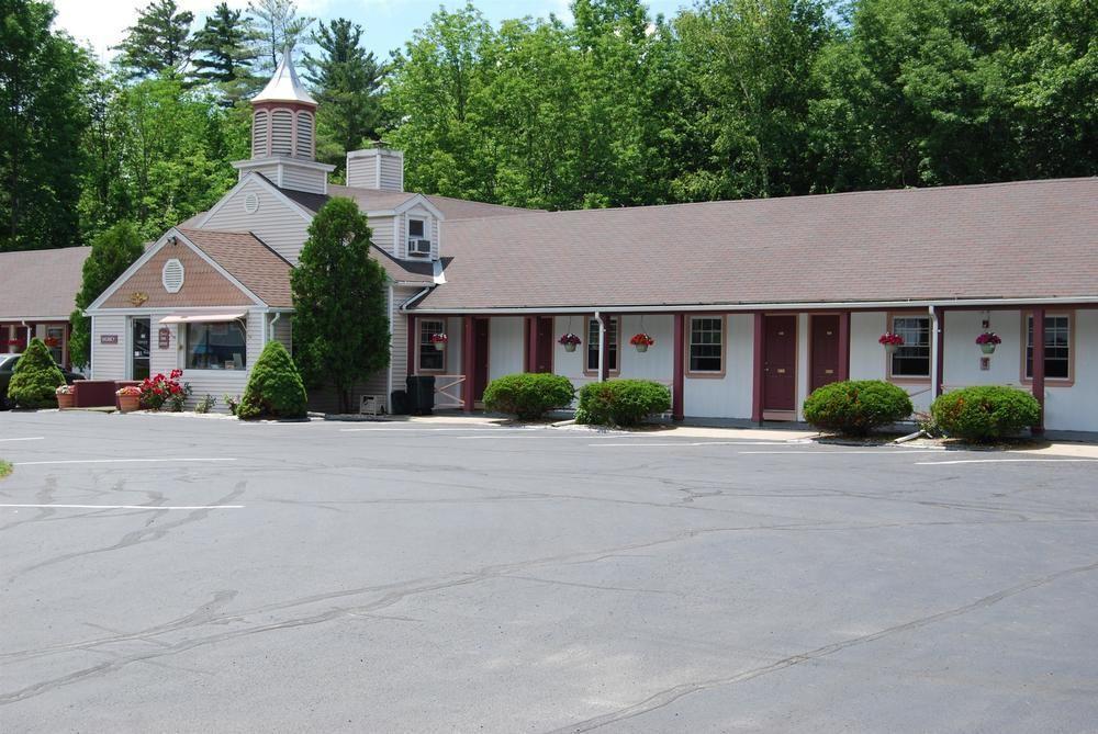 Lenox Inn - photo 3