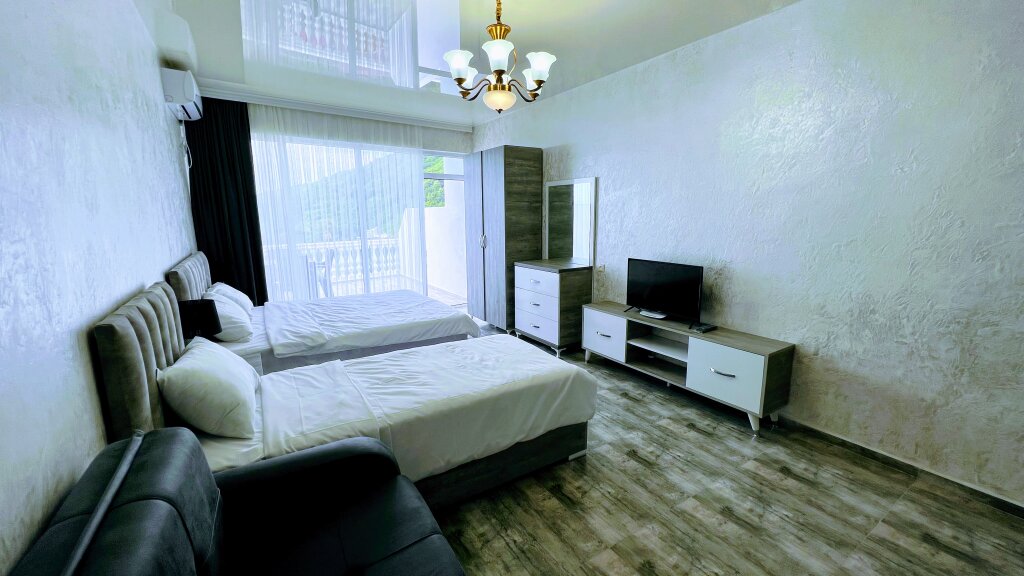 Hotel Zura