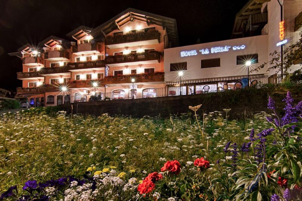 Family Hotel La Perla in Fiera Di Primiero, Italy