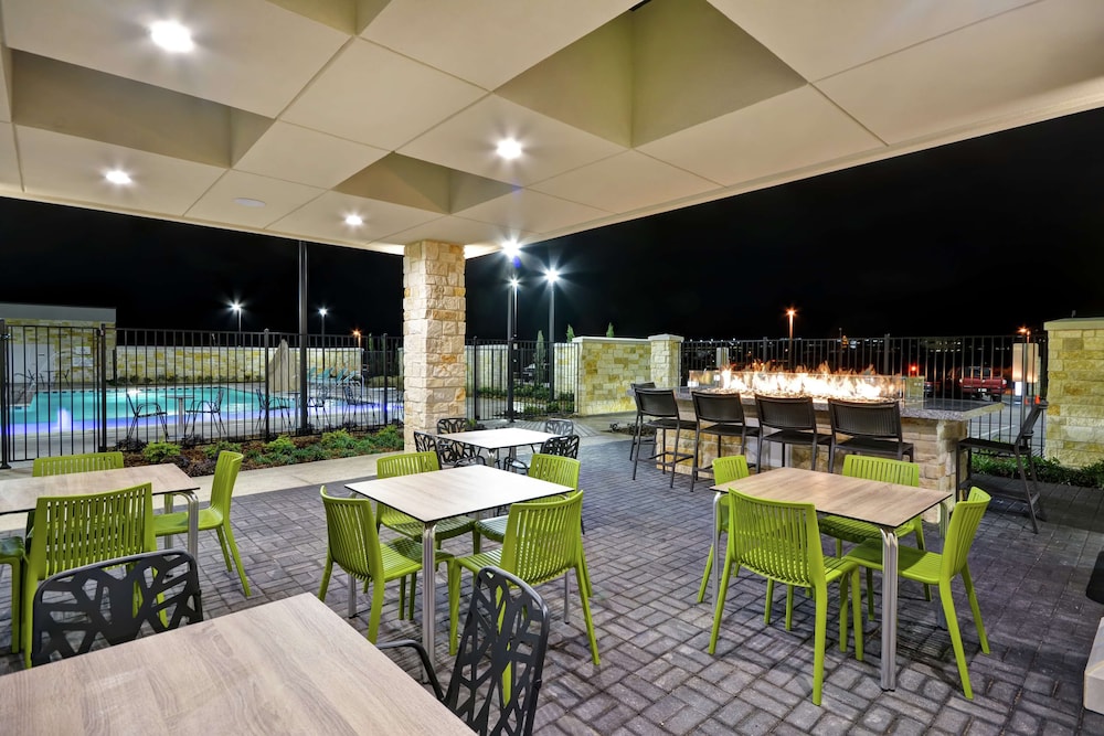 Home2 Suites by Hilton Plano Legacy West - photo 34