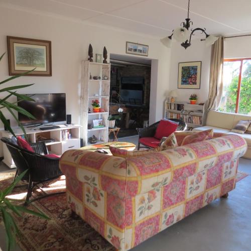 Kure Kure Accommodation — 4-Star Luxury Hotel in Hermanus, South Africa