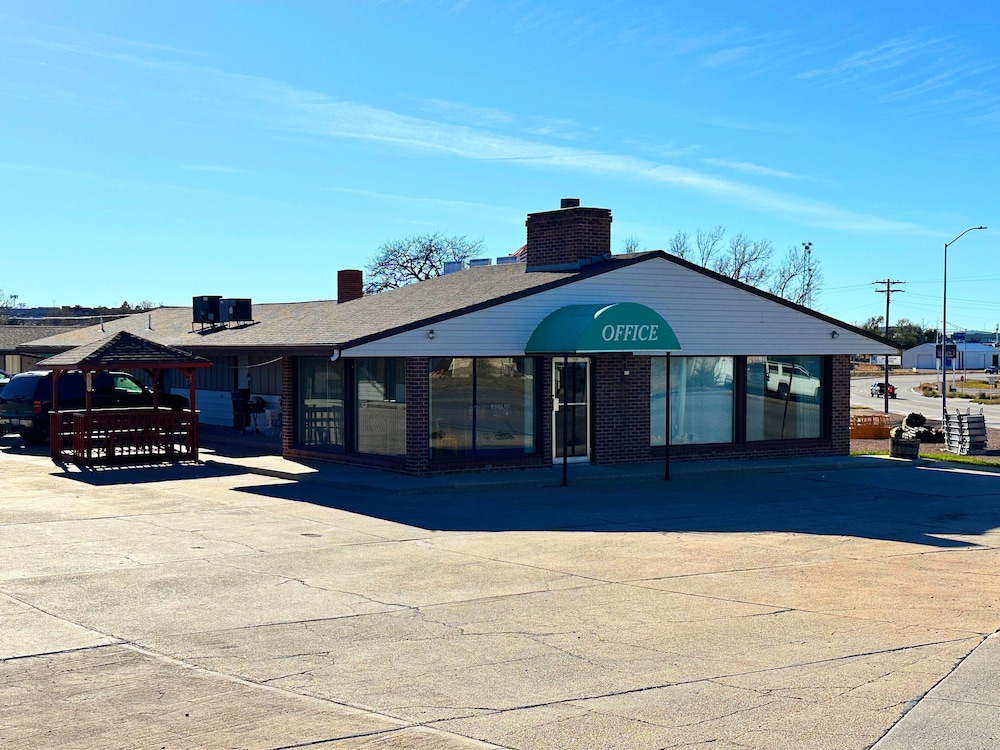 Westerner Motel - photo 2