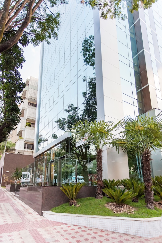 Esuites Sion Savassi