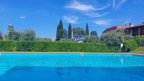 Garda View by Bookinggardalake — 4-Star Luxury Hotel in Visano, Italy
