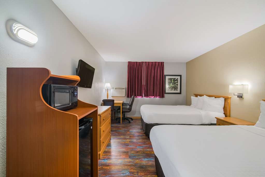 Americas Best Value Inn Fargo - photo 11