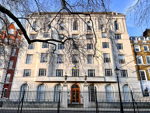 Excellent Entire Apartment Between St Pauls Cathedral and Covent Garden — 5-Star Luxury Hotel in London, United Kingdom