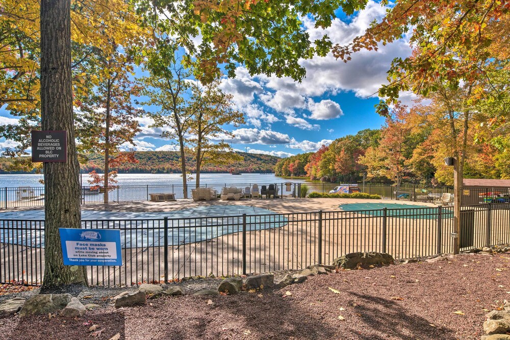 1 Mi To Jack Frost Ski Resort Water View Retreat - photo 15