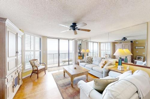 Little Big House at Windy Hill — 4-Star Luxury Hotel in Myrtle Beach, United States