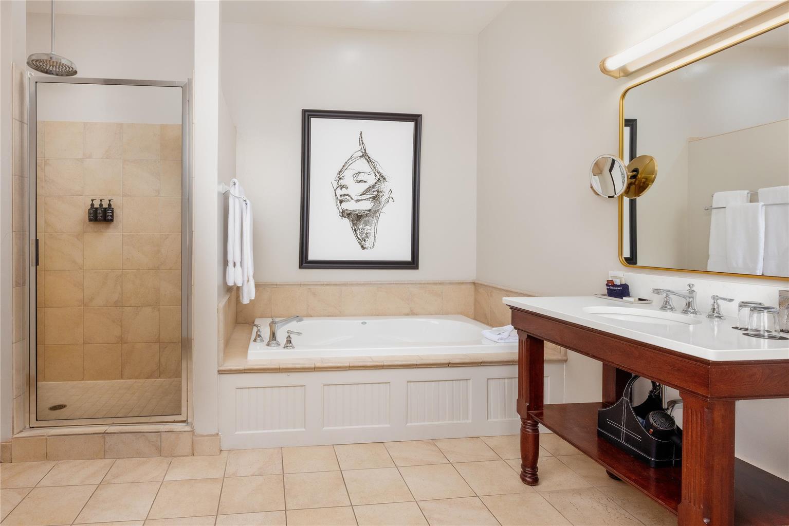 The Delafield Hotel - photo 18