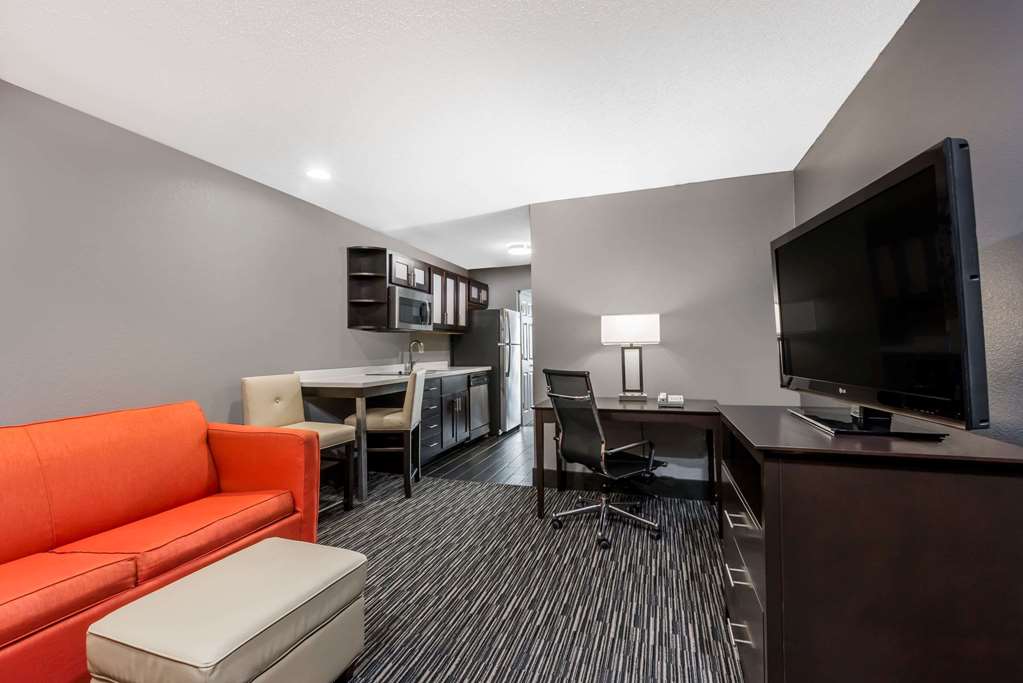 Hawthorn Extended Stay by Wyndham Columbus West - photo 11