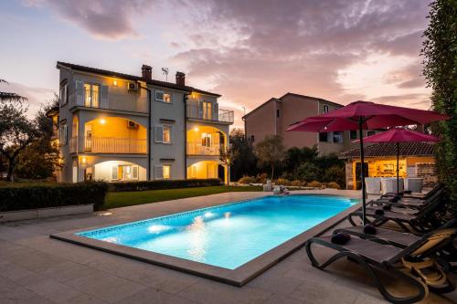 Villa Duga in Poreč for 12 people with sea view & only 1 2 km from beach — 4-Star Luxury Hotel in Porec, Croatia