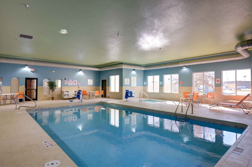 Holiday Inn Express & Suites North Platte by IHG - photo 10
