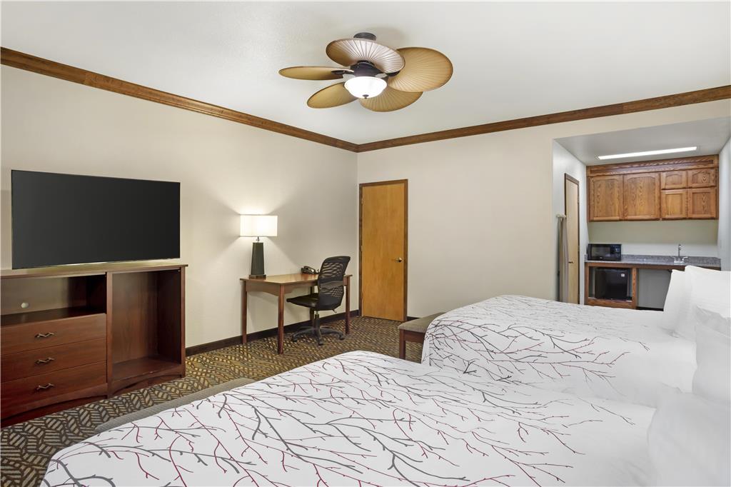 Best Western Plus Yosemite Gateway Inn - photo 32