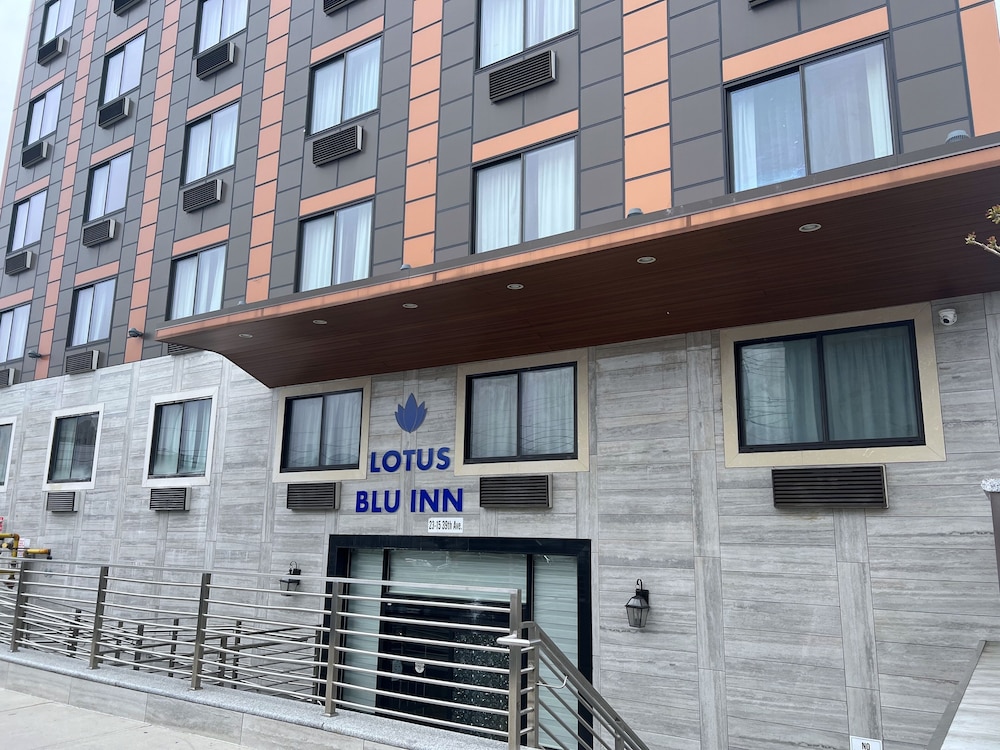 Lotus BLU Inn & Suites - photo 58