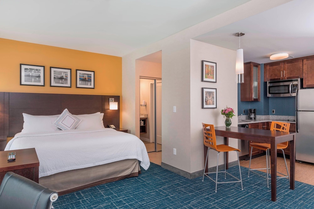 Residence Inn by Marriott Boston Back Bay Fenway - photo 29