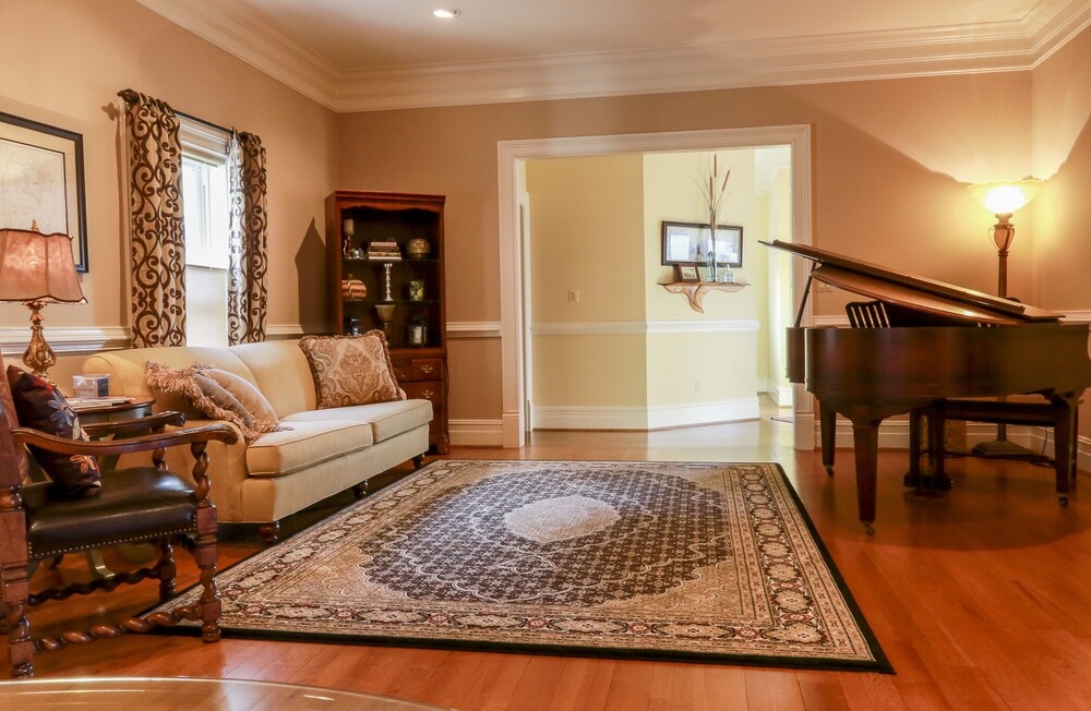 Skyline Vineyard Inn - photo 46