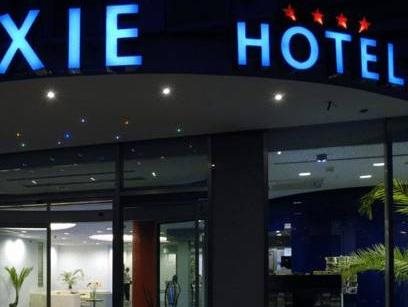 Hotel Galaxie — hotel in Suchdol