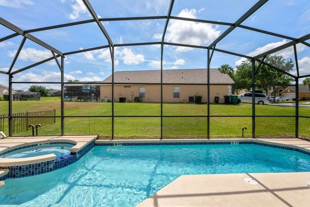 Emerald Island Resort 4 bed 3 Bath With Pool spa - photo 4