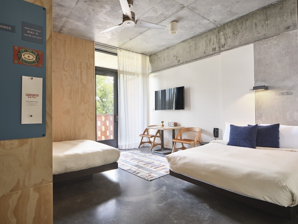 The Carpenter Hotel - photo 9