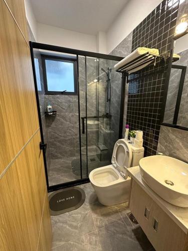 The regal vibrant modern classic apartments in kilimani with modern facilities