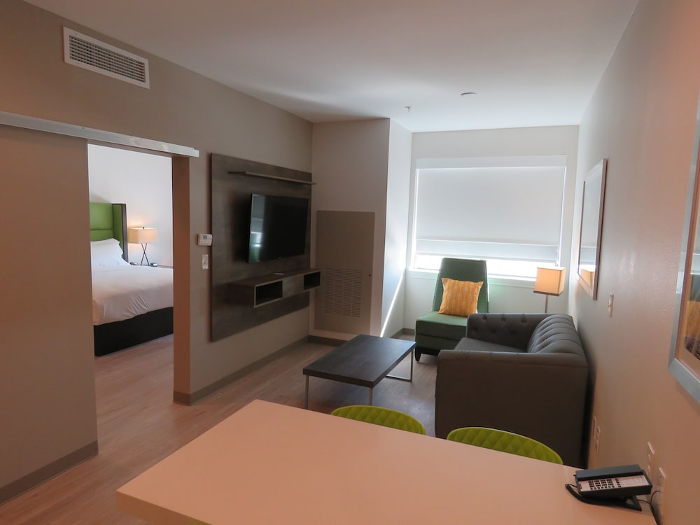 Wyndham Garden College Station - photo 17