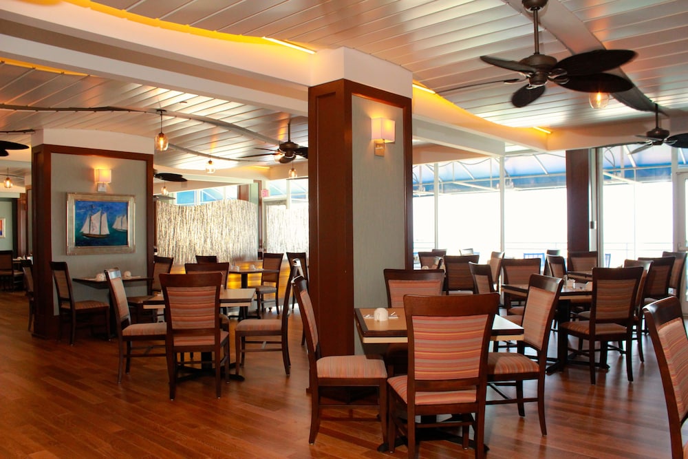 Port O Call Hotel - photo 46