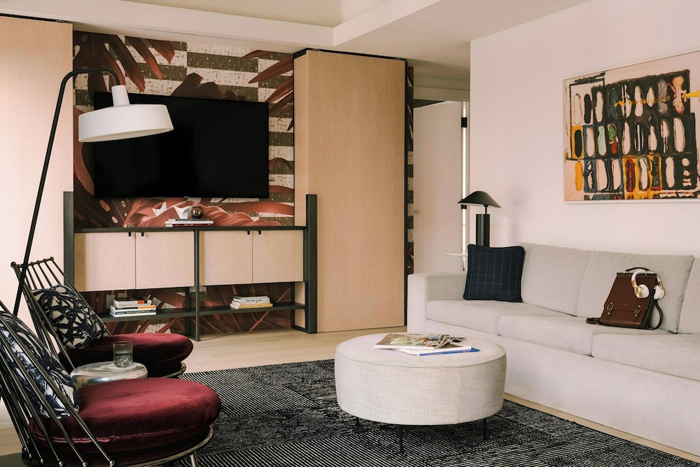 Lark Hotels 907 Main - photo 27