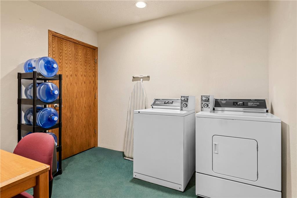 Super 8 by Wyndham Blue Earth - photo 29