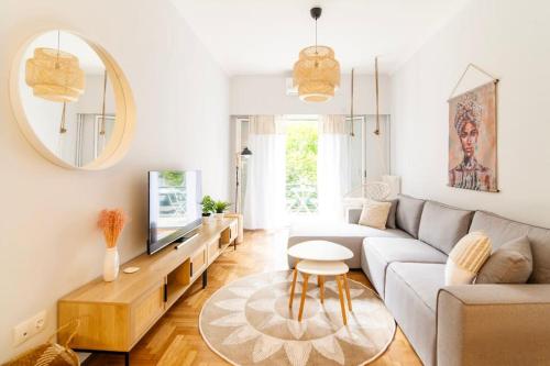 Ella's Cozy escape with balcony — 4-Star Luxury Hotel in Athens, Greece