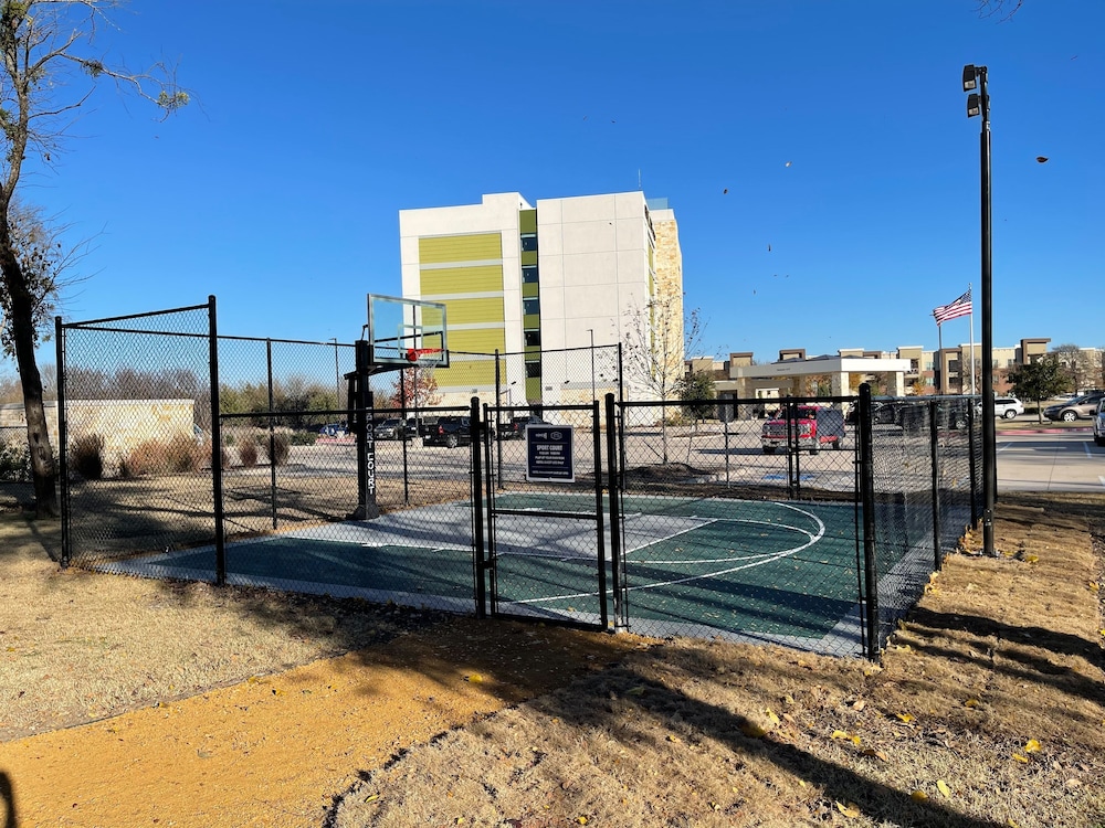 Home2 Suites by Hilton Plano Richardson - photo 35
