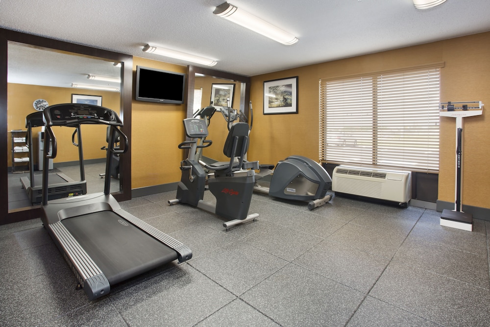 Holiday Inn Express Berea by IHG - photo 18