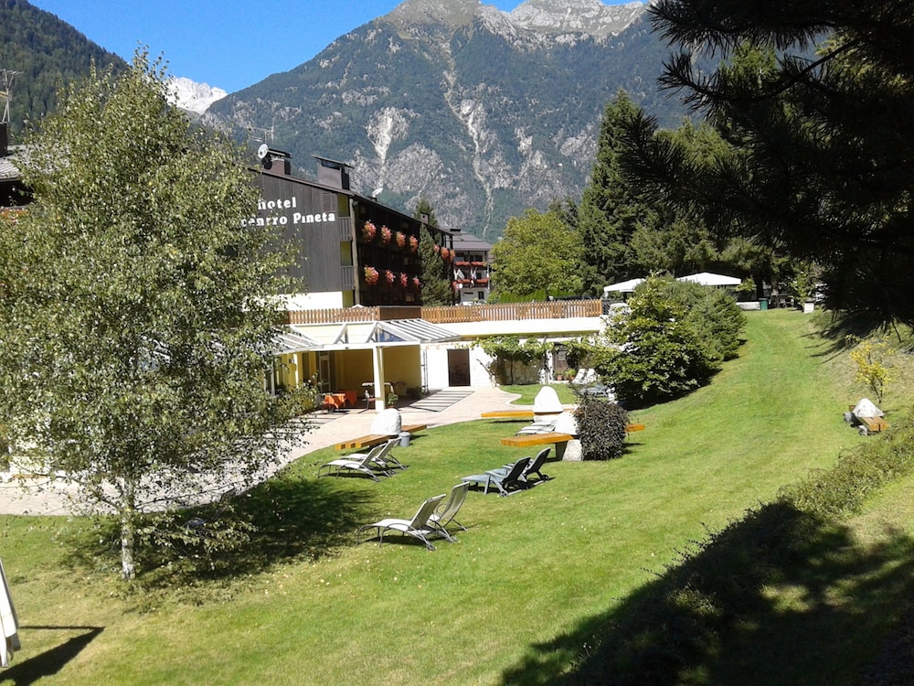 Centro Pineta Family Hotel & Wellness in Pinzolo, Italy