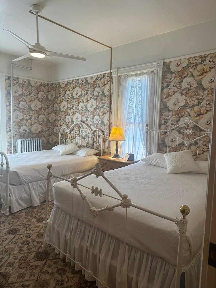 Gable House Bed and Breakfast Inn - photo 47