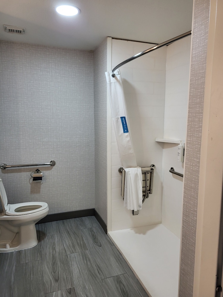 Hampton Inn Houston Deer Park Ship Area - photo 21