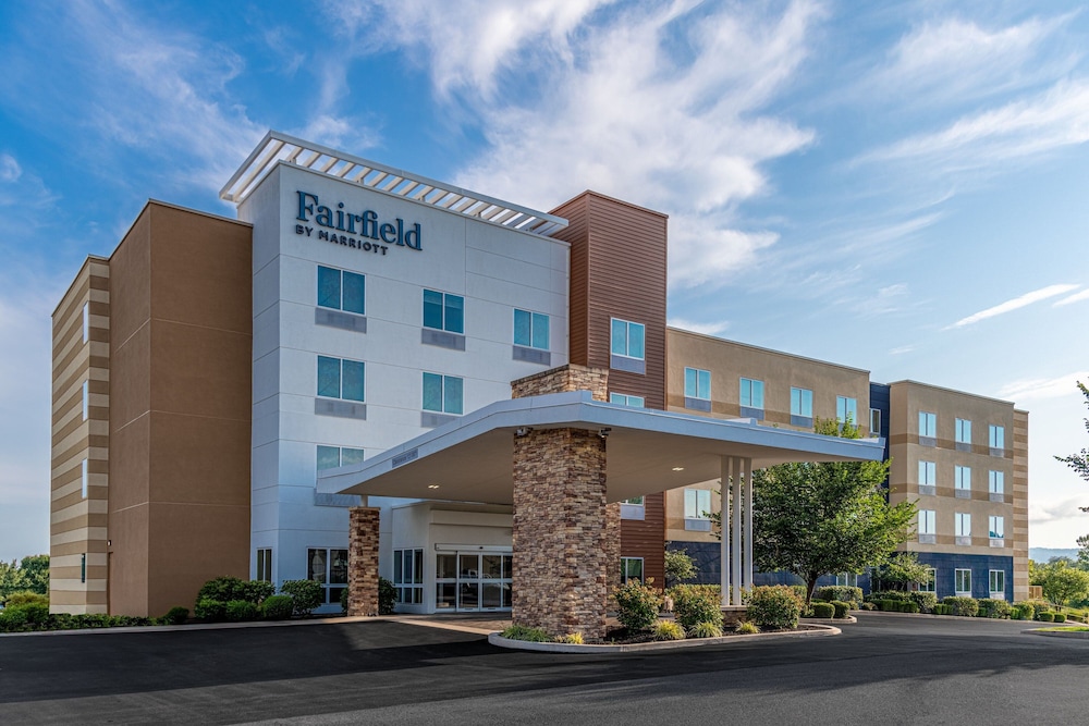 Fairfield Inn & Suites by Marriott Martinsburg — hotel in Martinsburg