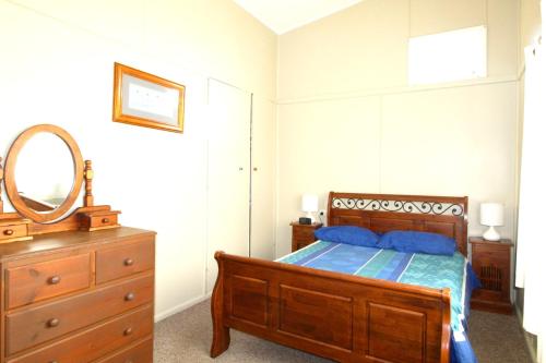 Hi View 18 Dulconghi Street — 4-Star Luxury Hotel in Crescent Head, Australia