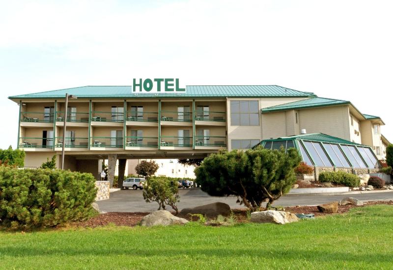 Cedars Inn - photo 2
