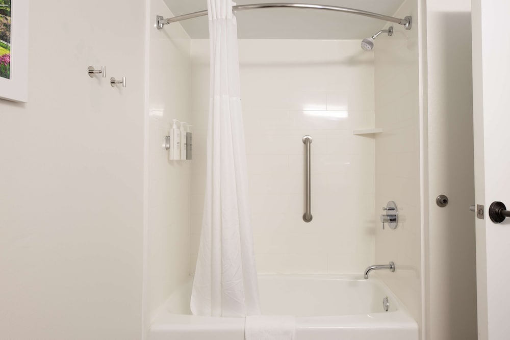Hampton Inn Columbia I 26 Harbison Blvd. - photo 66