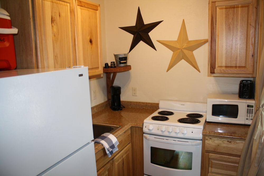 The Historic Wapiti Lodge - photo 90