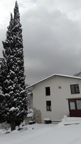 Bristol - carbon neutral hotel in Leninskiy