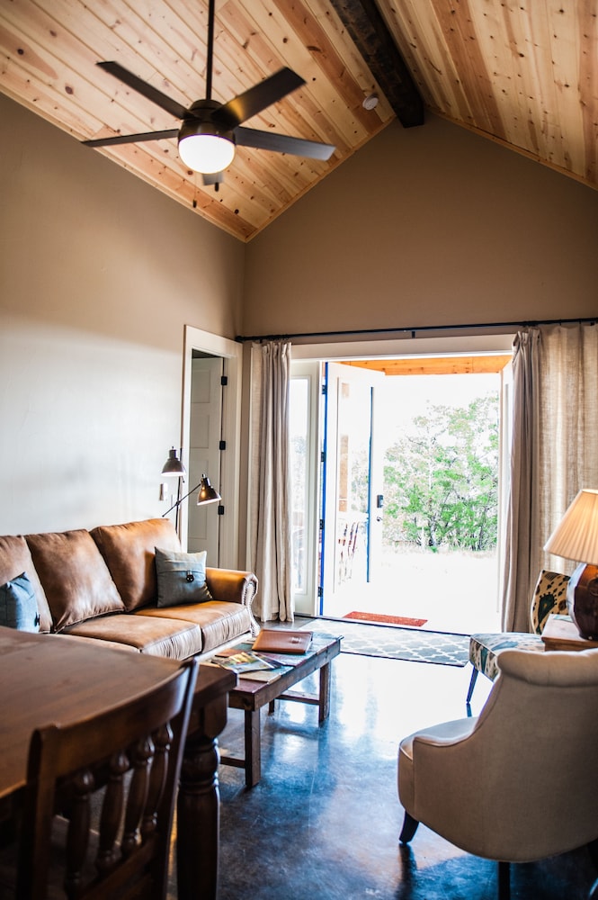 Hill Country Casitas - photo 43