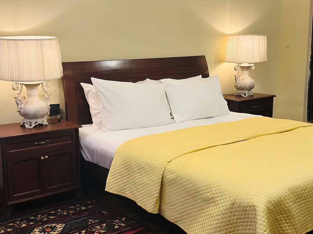Royal Serviced Cottages - last minute hotel in Murree