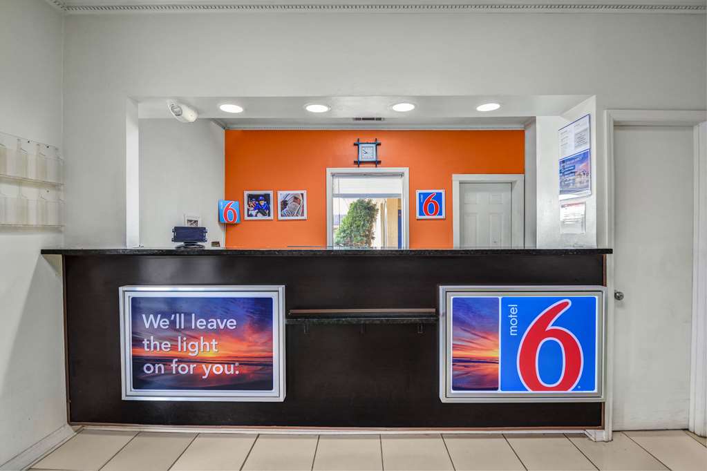 Motel 6 Americus GA - photo 21